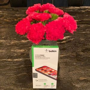 Belkin ScreenForce invisiGlass Ultra anti-microbial screen protector